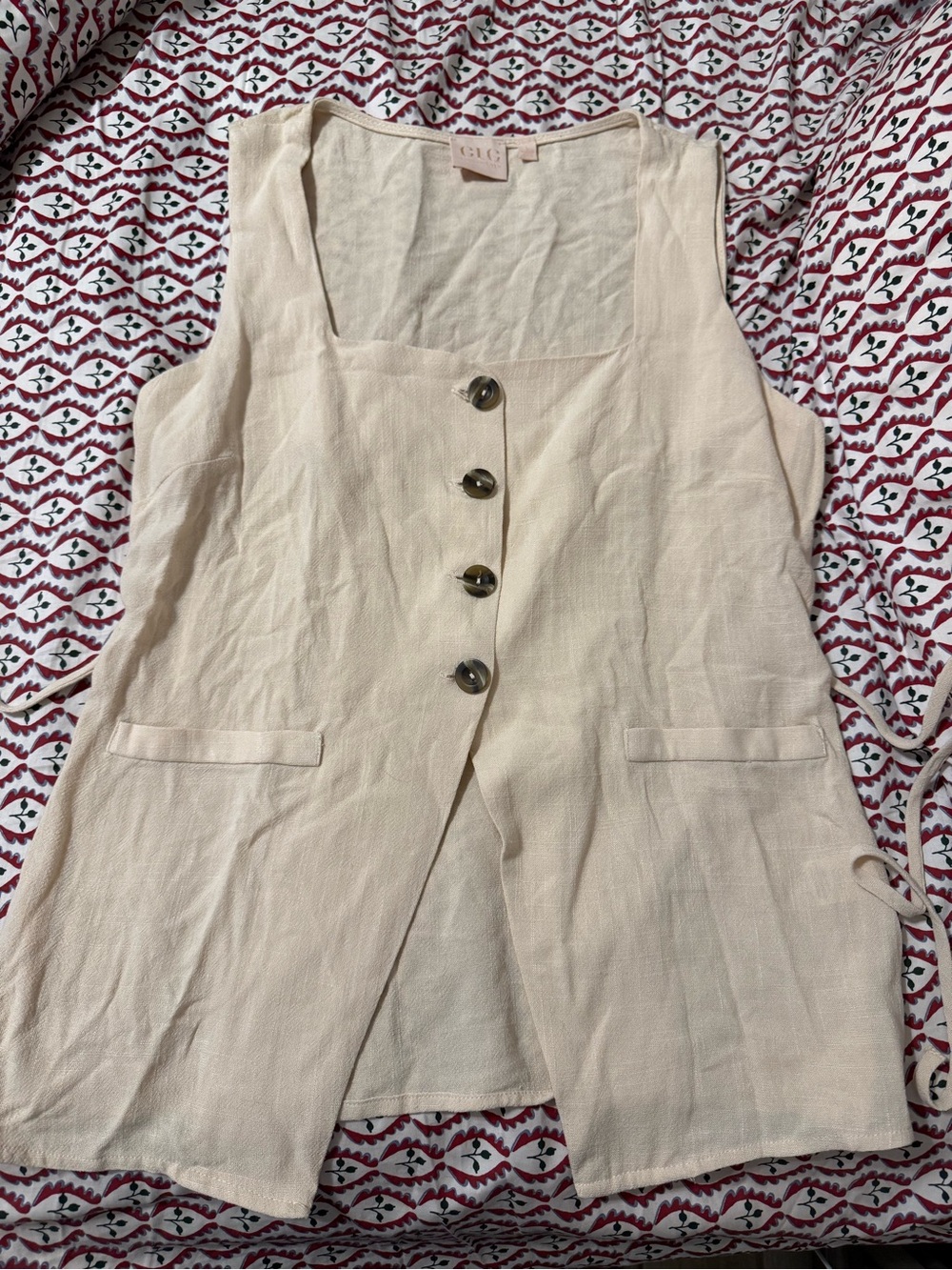 GLG women’s Neutral Linen-Blend Button Front Vest top size Large NWOT